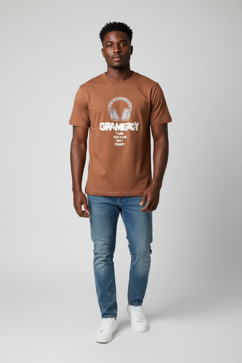 Gramercy Headphones Tee – Brown model photo