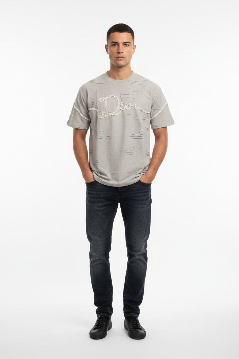 Pearl Script Embroidery Tee – Grey model photo