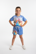 Model standing pose